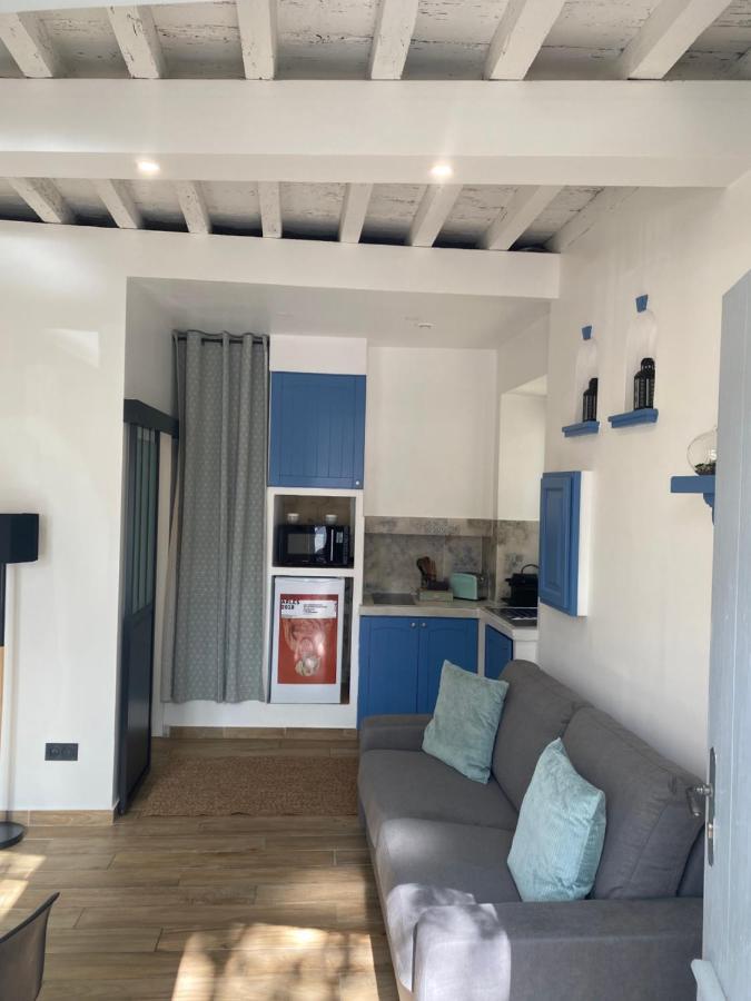 Nuit A La Roquette, Arles Apartment Bagian luar foto