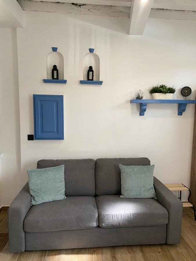 Nuit A La Roquette, Arles Apartment Bagian luar foto